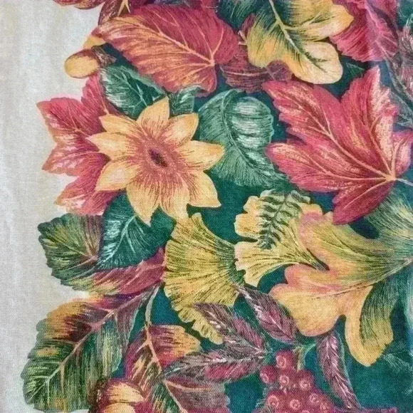 Autumn Blooms Tablecloth 60x90 - Picture 5 of 6